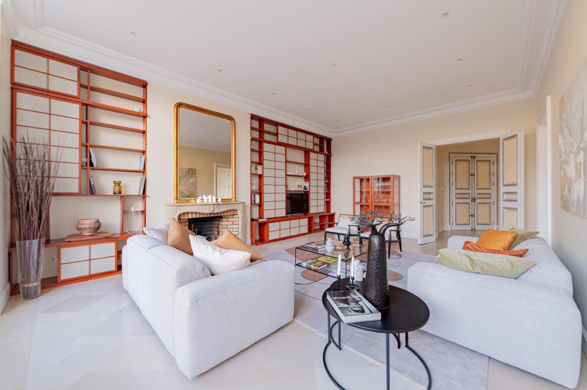 Apartment Timeless Elegance In *