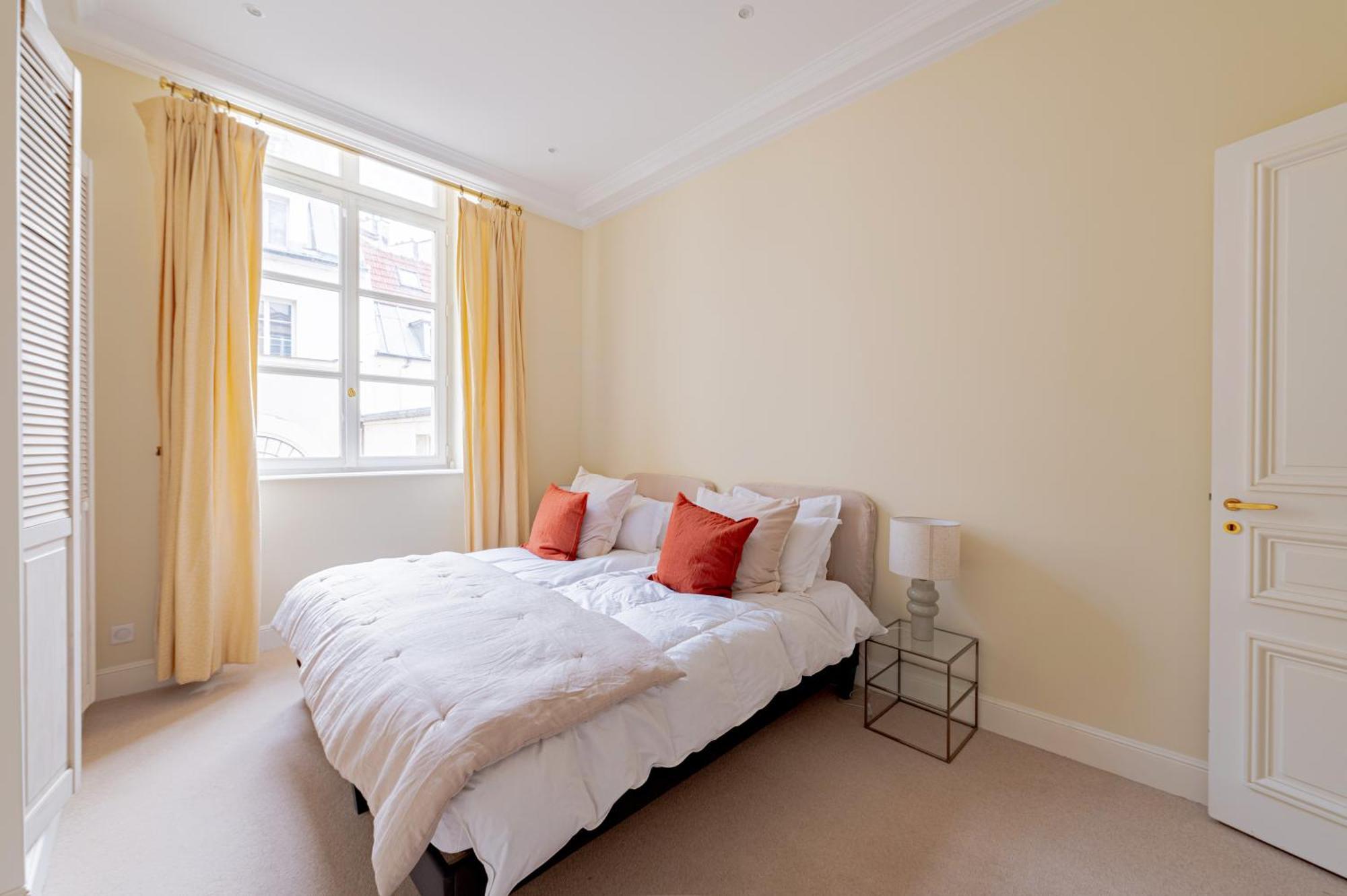 Apartment Timeless Elegance In